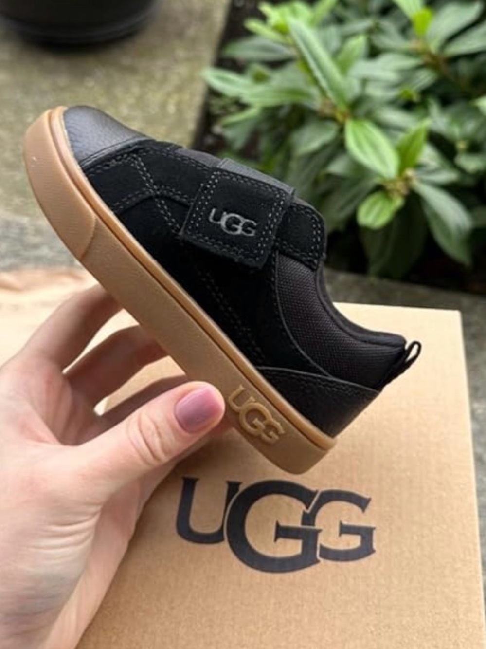 UGG Rennie Sneaker Kids Black Strap Sneakers
